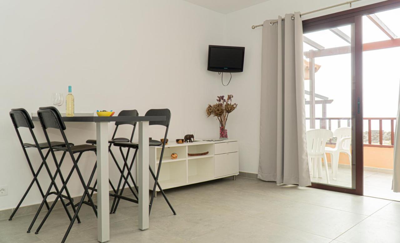 Apartamentos Tamaragua ブレーニャ・バハ エクステリア 写真