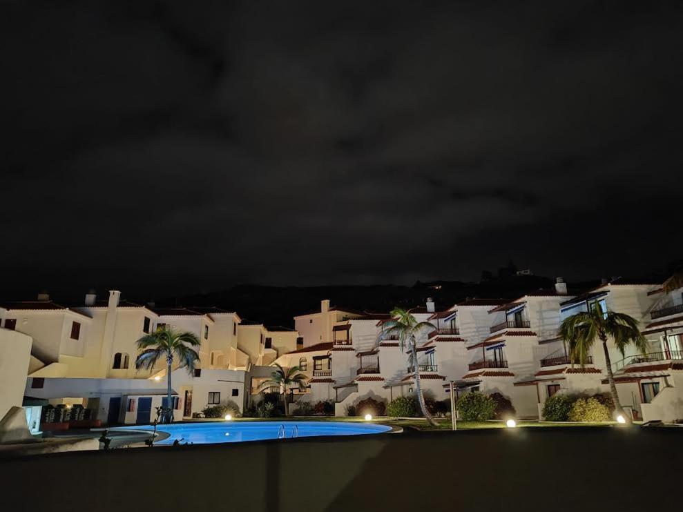 Apartamentos Tamaragua ブレーニャ・バハ エクステリア 写真